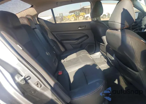 2020 Nissan Altima Sr z USA, uszkodzony, nr VIN 1N4BL4CV5LC101106